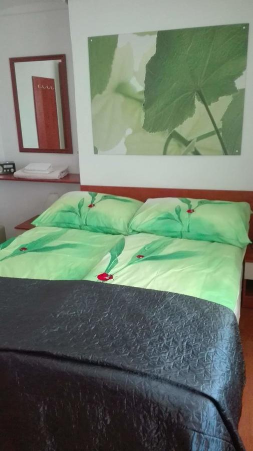 Vila Zlata Appartement Punat Buitenkant foto
